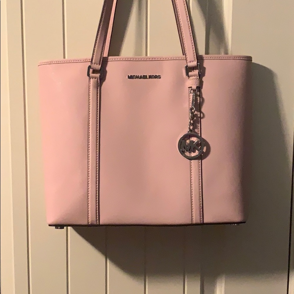 Michael Kors tote